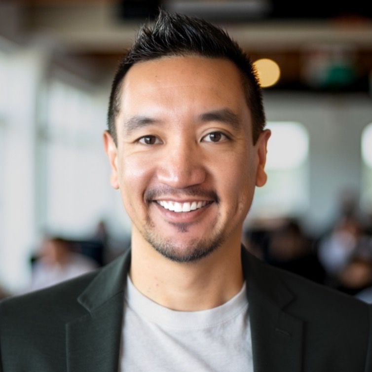 Headshot of a professional photographer