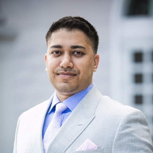 Headshot of a professional photographer