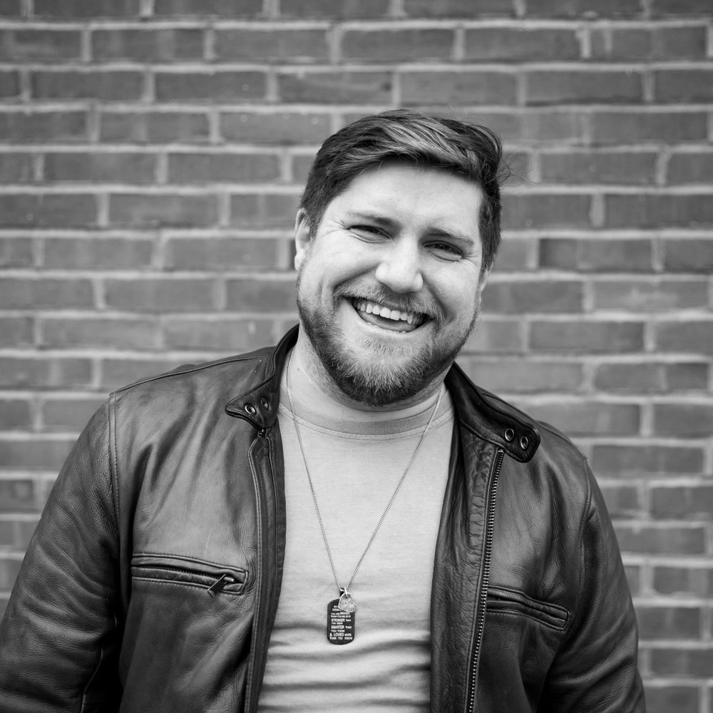 Headshot of a professional photographer