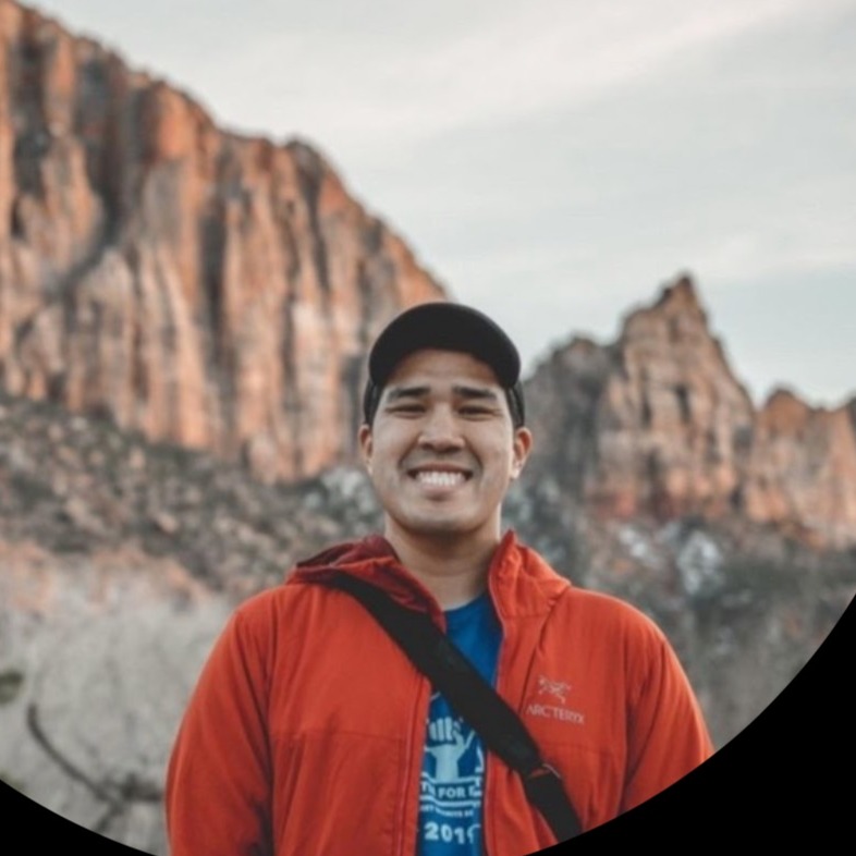 Headshot of a professional photographer