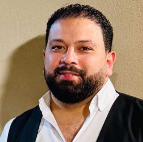 Headshot of a professional photographer