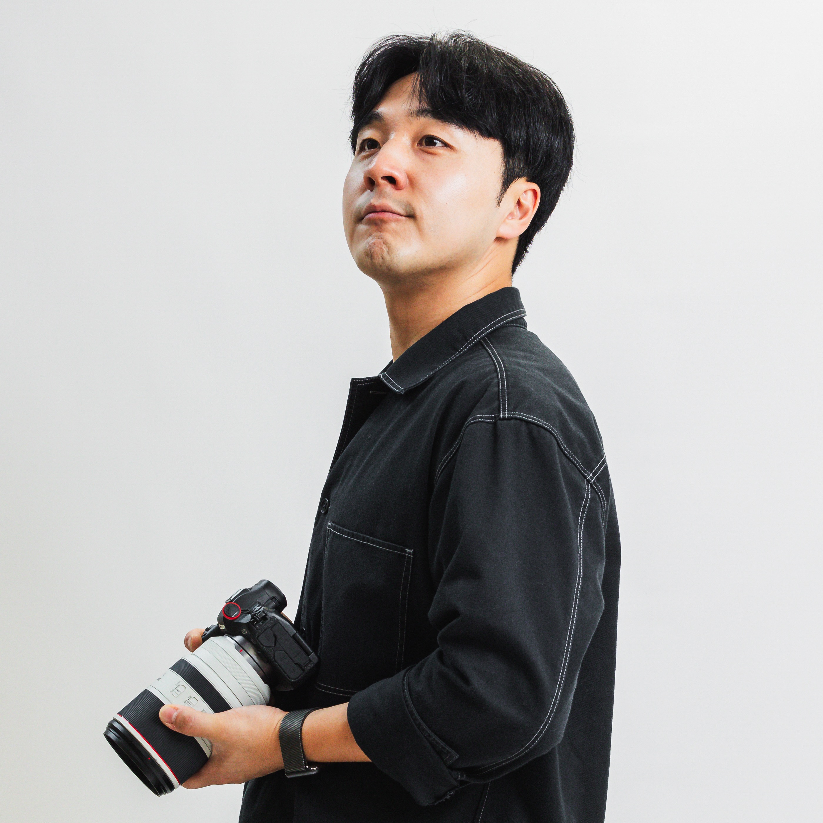 Headshot of a professional photographer